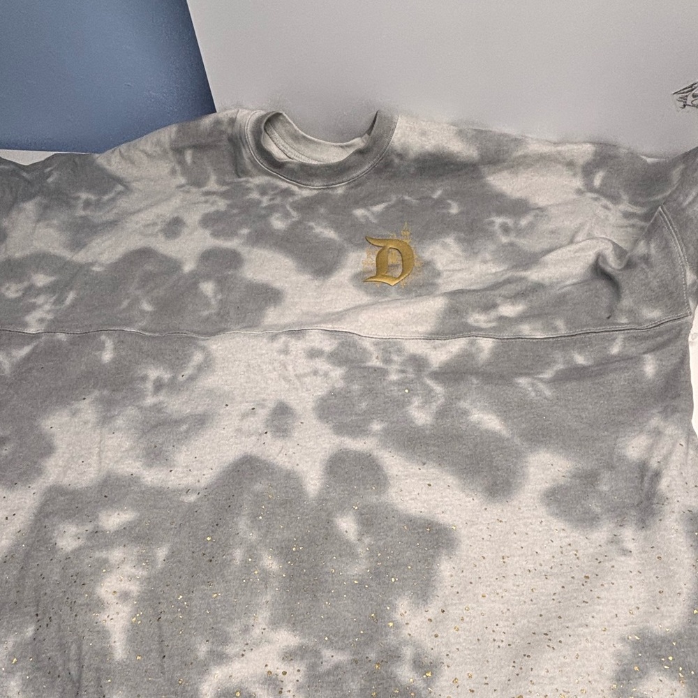 NWOT Disneyland Resort Spirit Jersey Grey Tie Dye Gold Castle Edition Large - Picture 13 of 13